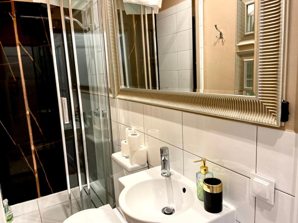 شقة Cloud 9 King Size Bed - Old Town View Gdansk Ogarna المظهر الخارجي الصورة